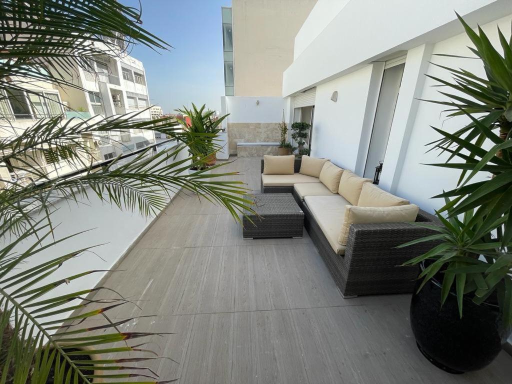 Central, Terrasse, Confortable - Bleue